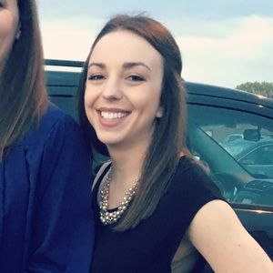 Meet your Posher, Gabrielle